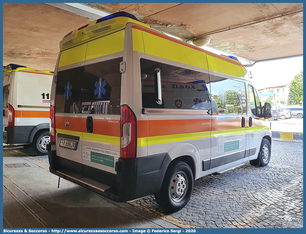 D29
118 Udine
Fiat Ducato III serie restyling
Allestitore Aricar S.p.A.
Parole chiave: 118;Udine;Azienda;Ospedaliero;Ospedaliera;Universitaria;Santa;Maria;Misericordia;Ambulanza;Autoambulanza;Fiat;Ducato;X290;X 290;Aricar;D9