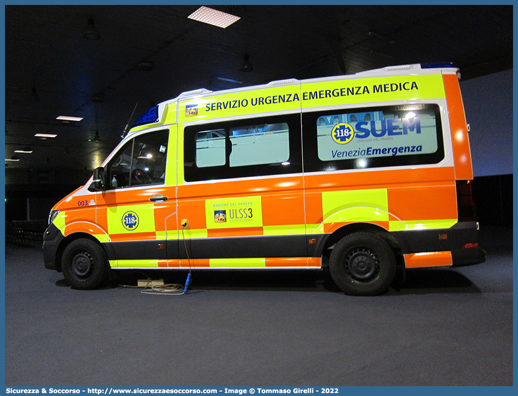 003
SUEM 118 Venezia Mestre
Azienda ULSS 3 - Serenissima
Mestre
Volkswagen Crafter II serie
Allestitore Ambitalia S.p.A. 
Parole chiave: 118;SUEM;S.U.E.M.;Venezia;Mestre;ULSS;3;Serenissima;Volkswagen;Crafter;Ambitalia