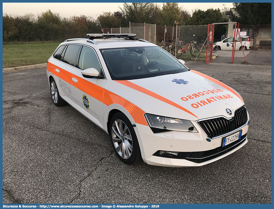 1004
SUEM 118 Verona Emergenza
Azienda ULSS 9 - Scaligera
Skoda Superb III serie
Allestitore Alea Italia S.r.l.
Parole chiave: 118;Verona;Emergenza;SUEM;S.U.E.M.;Automedica;Skoda;Superb;Alea