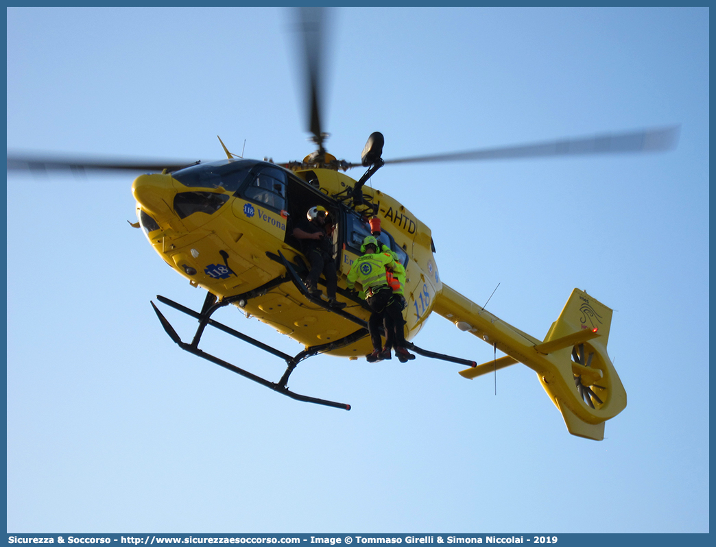 I-AHTD
118 Regione Veneto
Airbus Helicopters H145
ECHO DELTA
Base di Verona
Parole chiave: 118;Veneto;Verona;Airbus;Helicopters;H145;BK117D2;I-AHTD;Echo Delta;Echo;Delta;EchoDelta;Elicottero;Elisoccorso