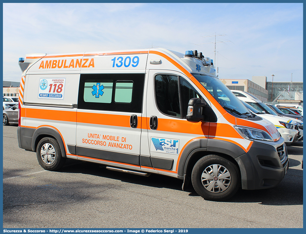 1309
118 Pesaro Soccorso
ASUR Area Vasta 1
Pesaro - Urbino - Fano
Fiat Ducato III serie restyling
Allestitore Aricar S.p.A.
Parole chiave: 118;Pesaro;Soccorso;ASUR;A.S.U.R.;Azienda;Sanitaria;Unica;Regionale;Area;Vasta;1;Pesaro;Urbino;Fano;Ambulanza;Fiat;Ducato;X290;X 290;Aricar