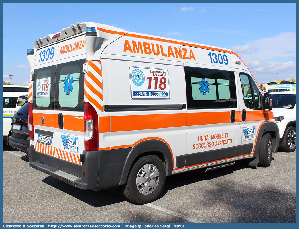 1309
118 Pesaro Soccorso
ASUR Area Vasta 1
Pesaro - Urbino - Fano
Fiat Ducato III serie restyling
Allestitore Aricar S.p.A.
Parole chiave: 118;Pesaro;Soccorso;ASUR;A.S.U.R.;Azienda;Sanitaria;Unica;Regionale;Area;Vasta;1;Pesaro;Urbino;Fano;Ambulanza;Fiat;Ducato;X290;X 290;Aricar