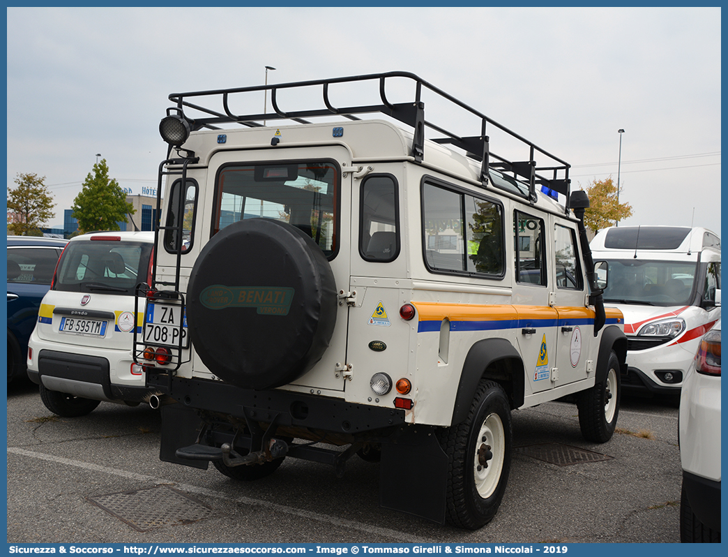 -
Protezione Civile
Comune di San Martino Buon Albergo
Land Rover Defender 110
Parole chiave: PC;P.C.;Protezione;Civile;San Martino Buon Albergo;Land Rover;Defender;110