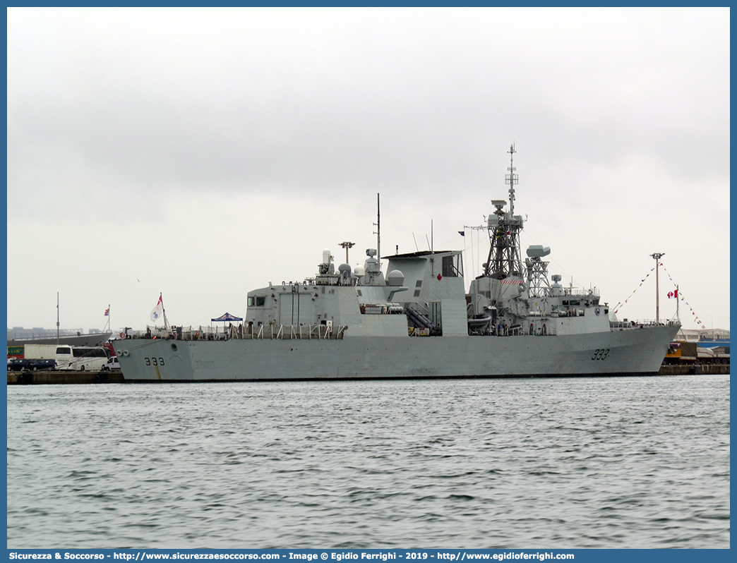 HMCS Toronto (FFH 333)
Canada
Royal Canadian Navy
Halifax-Class Frigate
Parole chiave: Canada;Royal;Canadian;Navy;RCN;R.C.N.;Halifax;Frigate