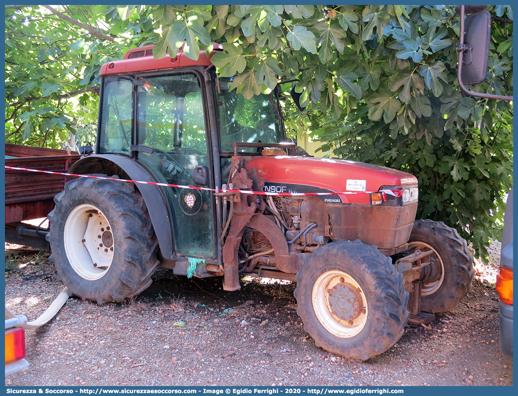 -
Ente Foreste Sardegna
New Holland Fiatagri TN90F
Parole chiave: Ente;Foreste;Sardegna;New;Holland;Fiatagri;TN90F