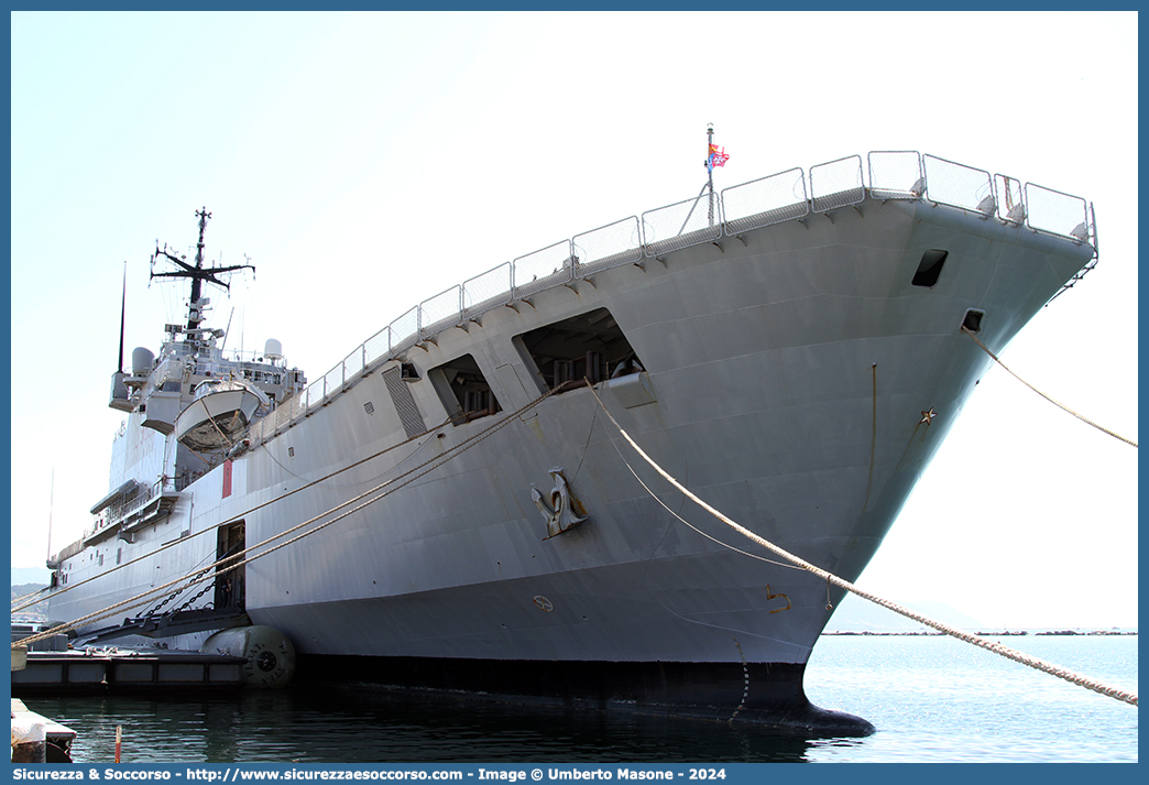 L9892 "San Giorgio"
Marina Militare Italiana
Flotta Navale
Navi Anfibie Classe San Giorgio
Parole chiave: MM;M.M.;Marina Militare;Flotta;Navale;Nave;Anfibia;Navi;Anfibie