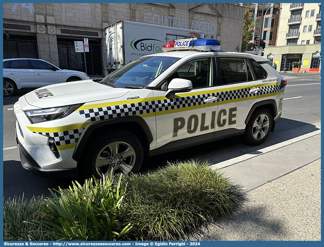 -
Commonwealth of Australia
South Australia Police
Toyota Rav4 V generation facelift
Parole chiave: Commonwealth;South;Australia;Police;Toyota;Rav4