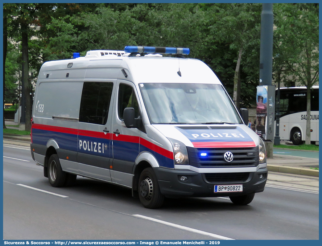 BP 90822
Republik Österreich
Polizei
Volkswagen Crafter II generation
Parole chiave: Republik;Österreich;Polizei;Volkswagen;Crafter