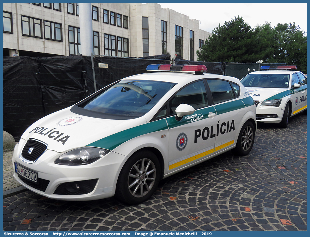 -
Slovenská republika
Policajný zbor Slovenskej republiky
Seat Leon II generation
Parole chiave: Slovenská;republika;Policajný zbor;Policia;Seat;Leon