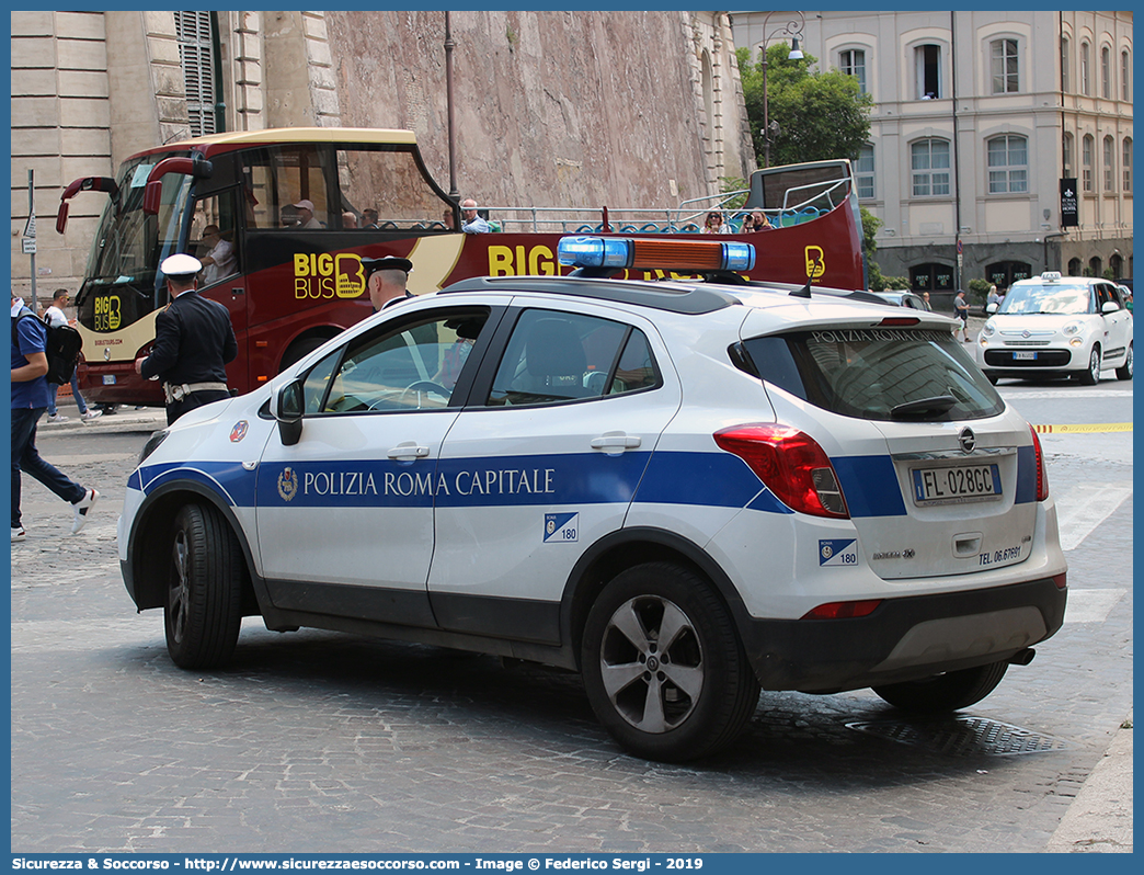 -
Polizia di Roma Capitale
Opel Mokka X
Parole chiave: PL;P.L.;PM;P.M.;Polizia;Locale;Municipale;Roma;Capitale;Opel;Mokka;X