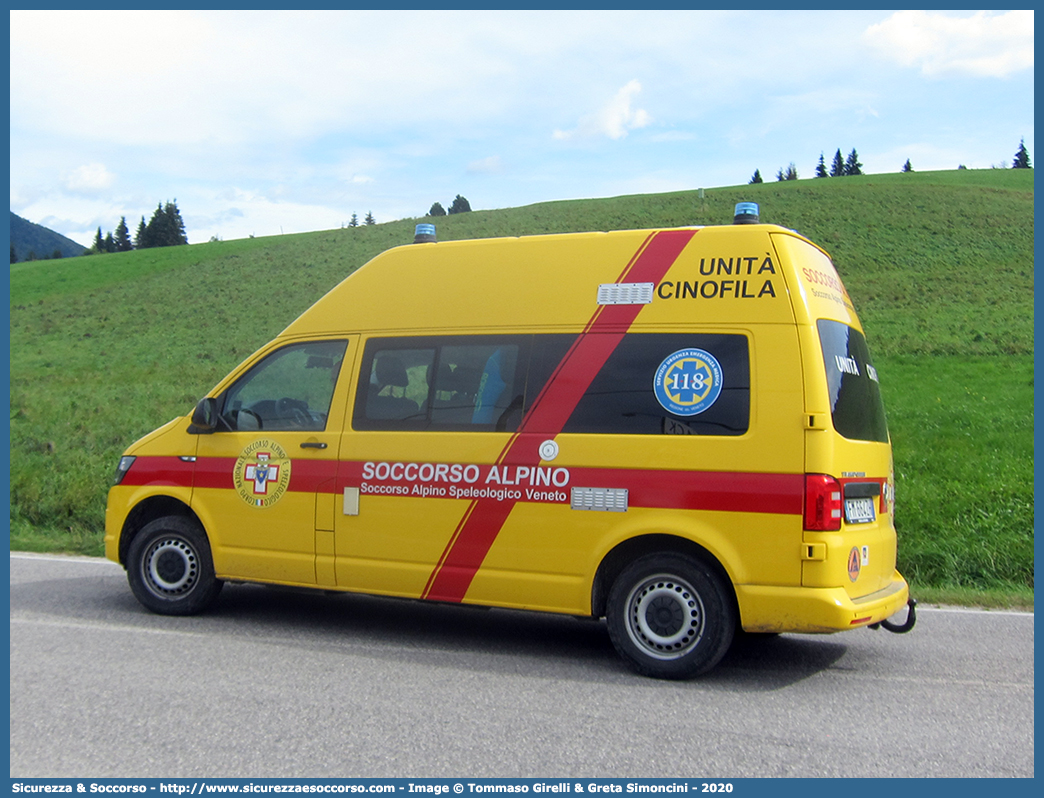 -
Corpo Nazionale
Soccorso Alpino e Speleologico
Regione Veneto
Volkswagen Transporter T6
Parole chiave: CNSAS;C.N.S.A.S.;Corpo;Nazionale;Soccorso;Alpino;Speleologico;Regione;Veneto;Volkswagen;Transporter;T6;Unità;Cinofila;Cinofili