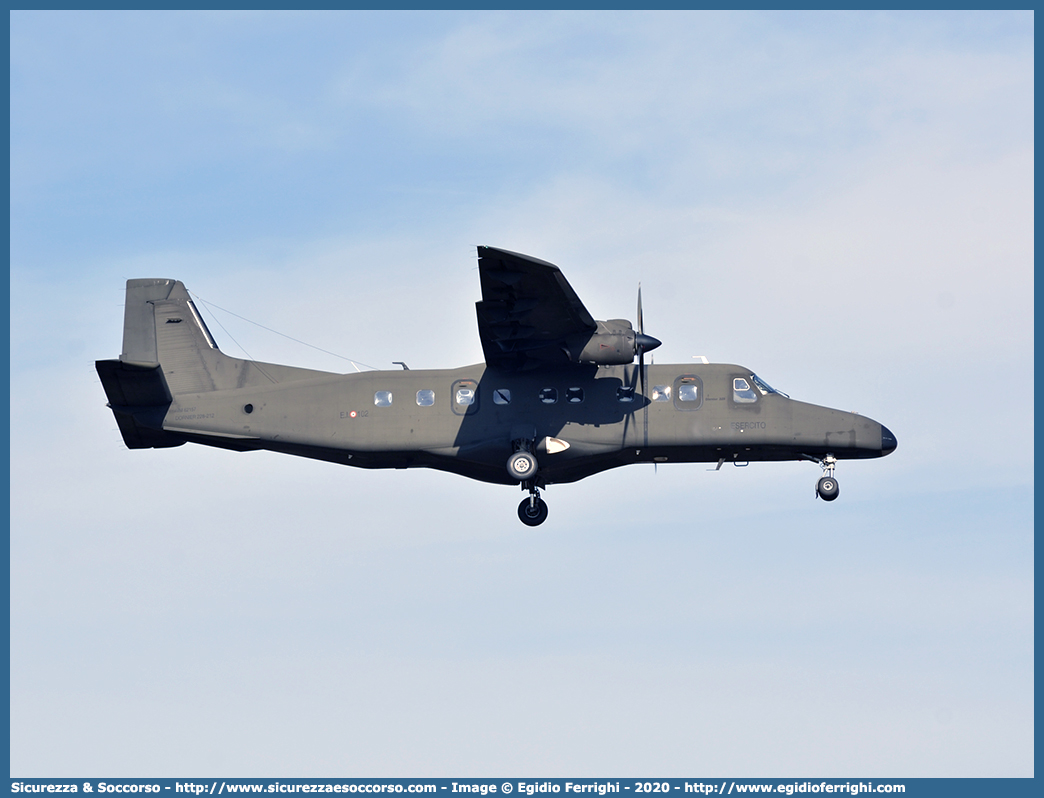 MM62157 EI-102
Esercito Italiano
Aviazione dell'Esercito
Dornier Do 228-212
Parole chiave: EI;E.I.;Esercito;Italiano;Aviazione;Dornier;Do;228;212