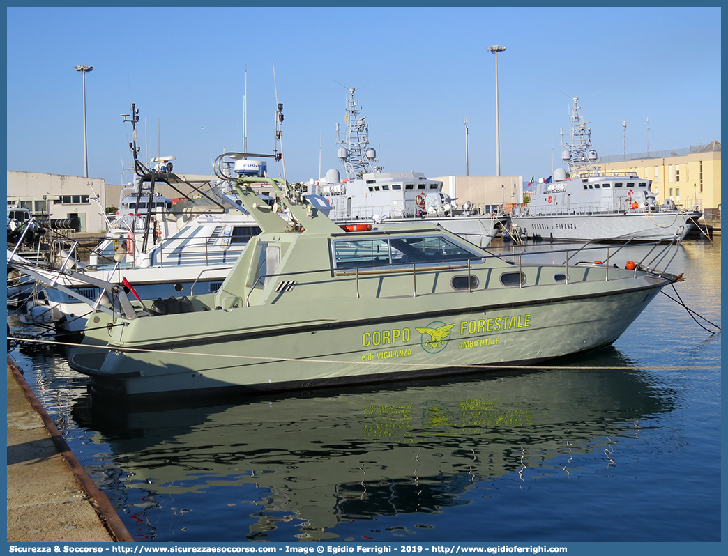 OL 1150
Corpo Forestale
e di Vigilanza Ambientale
Regione Sardegna
Parole chiave: CFVA;CF;VA;C.F.;V.A.;Corpo;Forestale;Vigilanza;Ambientale;Sardegna