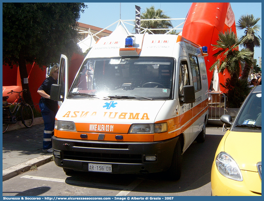 A71
Misericordia di Capezzano Pianore
Fiat Ducato II serie
Allestitore Grazia
Parole chiave: Misericordia;Misericordie;Capezzano Pianore;Fiat;Ducato;Ambulanza;Autoambulanza;Grazia