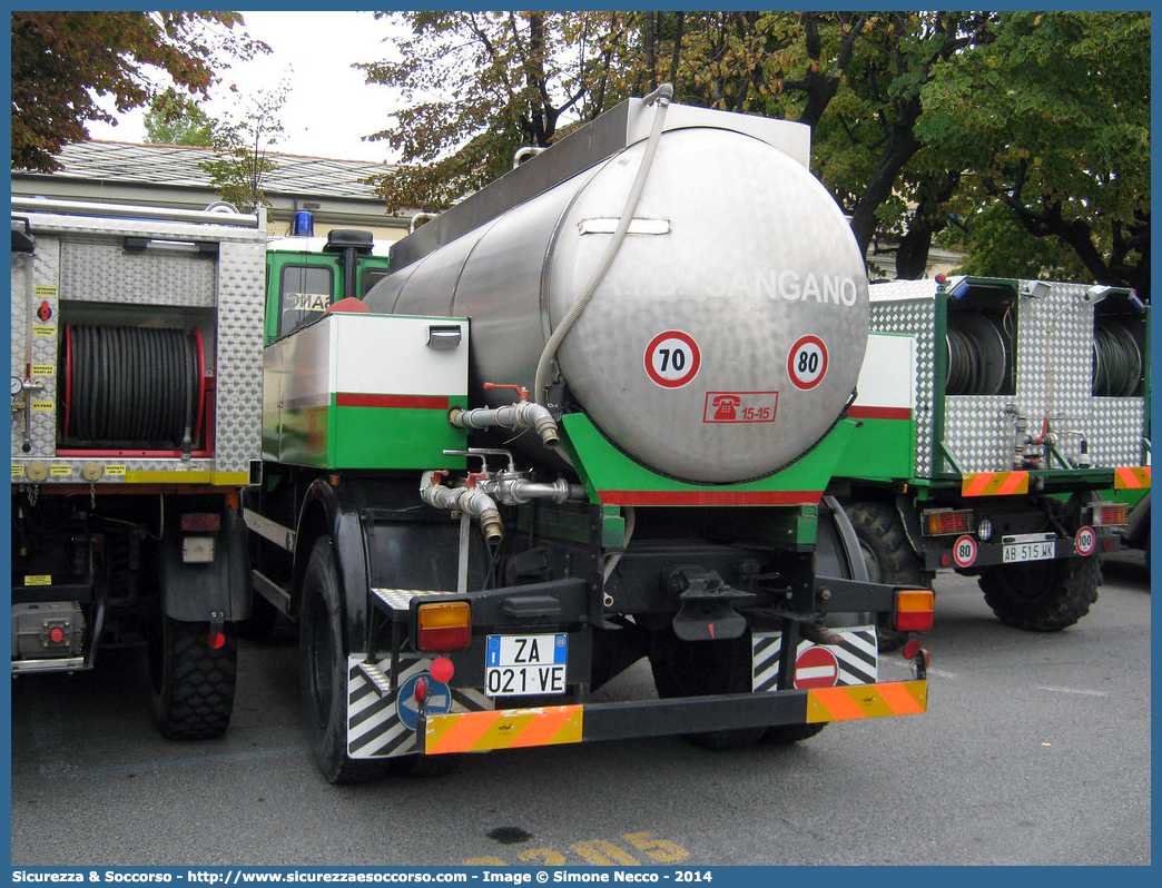 -
Corpo Volontari Antincendi Boschivi
Sangano (TO)
Iveco 684n
Parole chiave: Corpo;Volontari;Antincendi;Boschivi;AIB;A.I.B.;Piemonte;Iveco;684n;Sangano