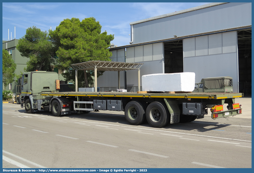 AM AI635
Aeronautica Militare Italiana
Iveco EuroTrakker 400E42
Parole chiave: AMI;A.M.I.;Aeronautica;Militare;Italiana;Iveco;EuroTrakker;400E42