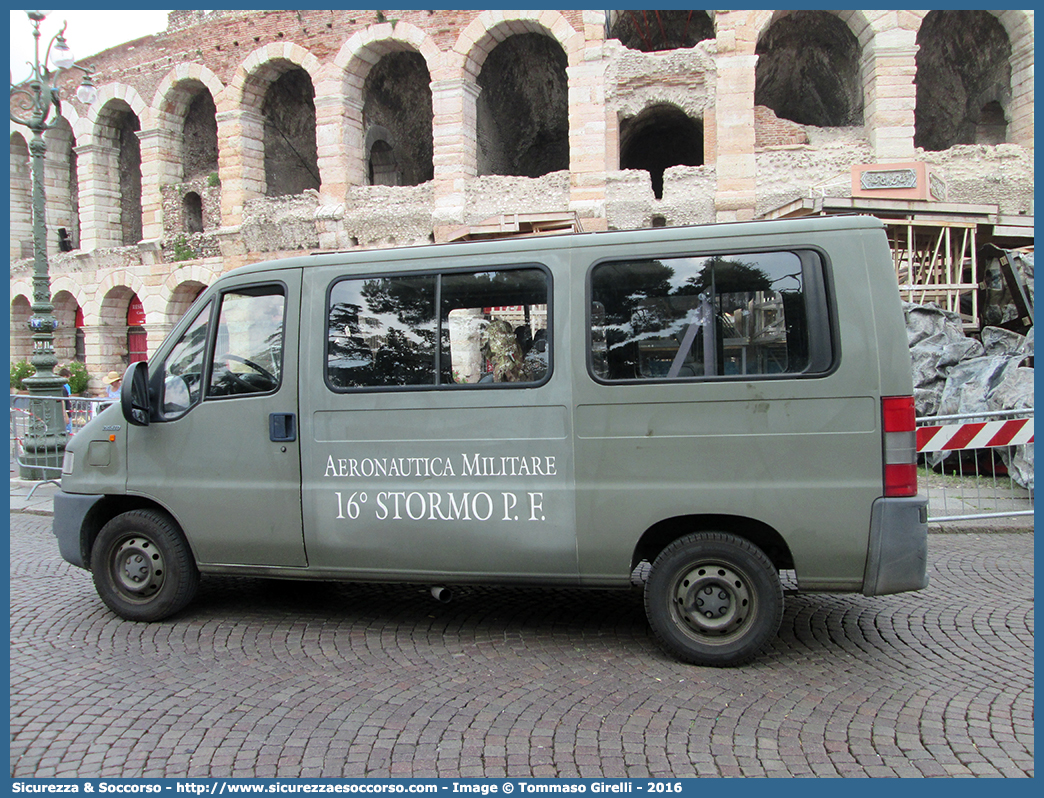 AM AK225
Aeronautica Militare Italiana
Fiat Ducato II serie
16° Stormo P.F.
Parole chiave: AMI;A.M.I.;Aeronautica;Militare;Italiana;Fiat;Ducato