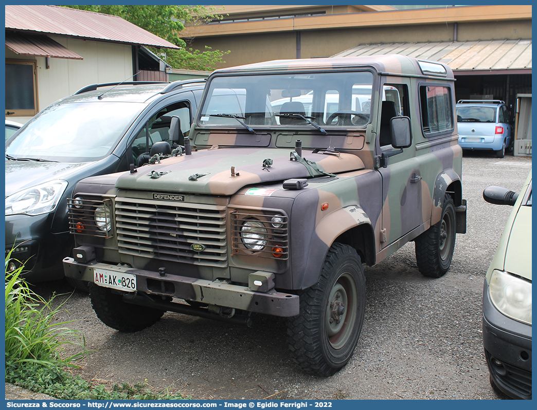 AM AK826
Aeronautica Militare Italiana
Land Rover Defender 90
Parole chiave: A.M.I.;AMI;Aeronautica;Militare;Italiana;Land Rover;Defender;90