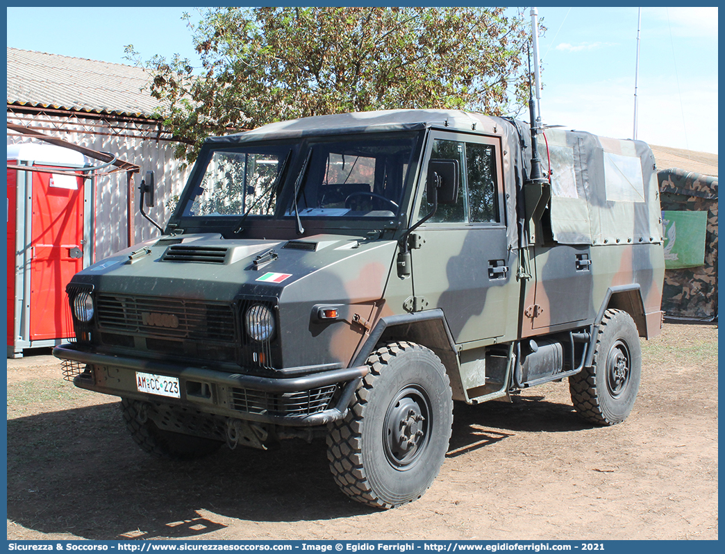 AM CC223
Aeronautica Militare Italiana
Iveco VM90T
Parole chiave: AMI;A.M.I.;Aeronautica;Militare;Italiana;Iveco;VM;90;VM90