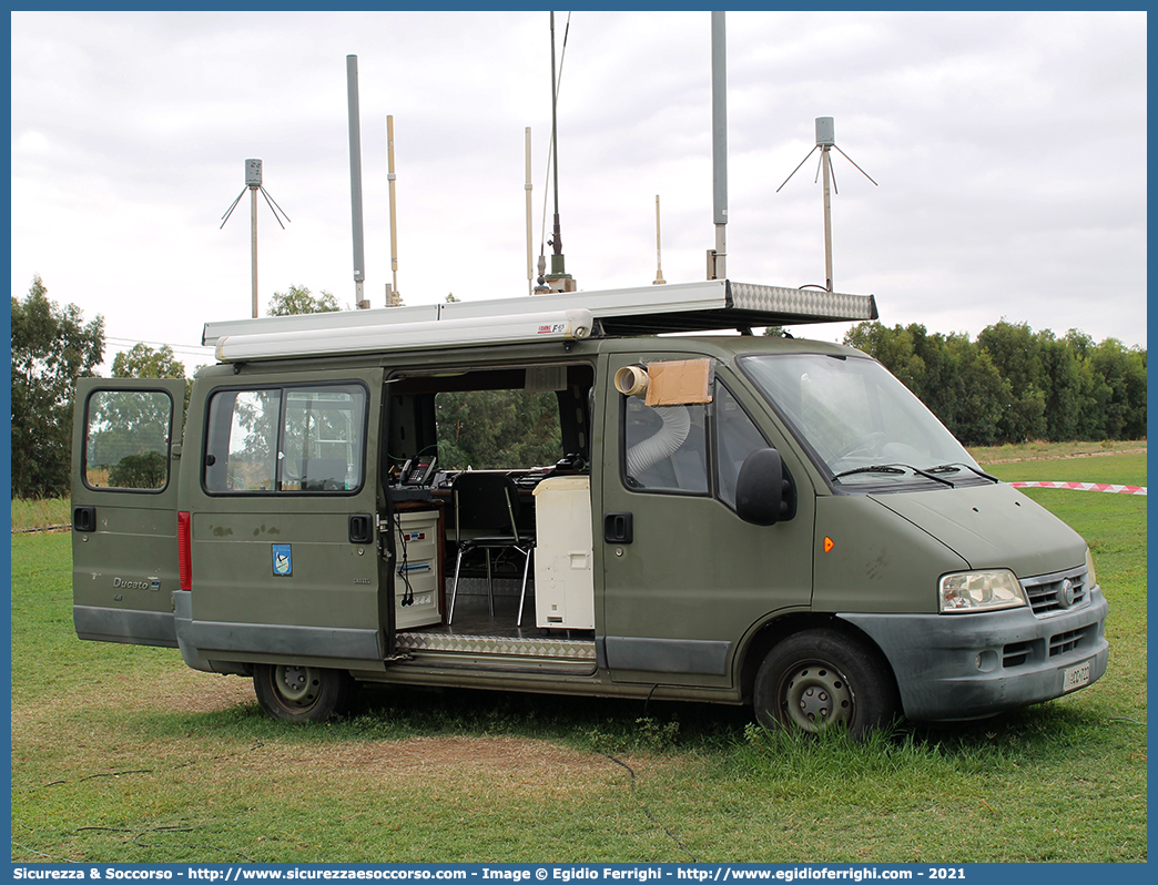 AM CC722
Aeronautica Militare Italiana
Fiat Ducato II serie restyling
Parole chiave: AMI;A.M.I.;Aeronautica;Militare;Italiana;Fiat;Ducato