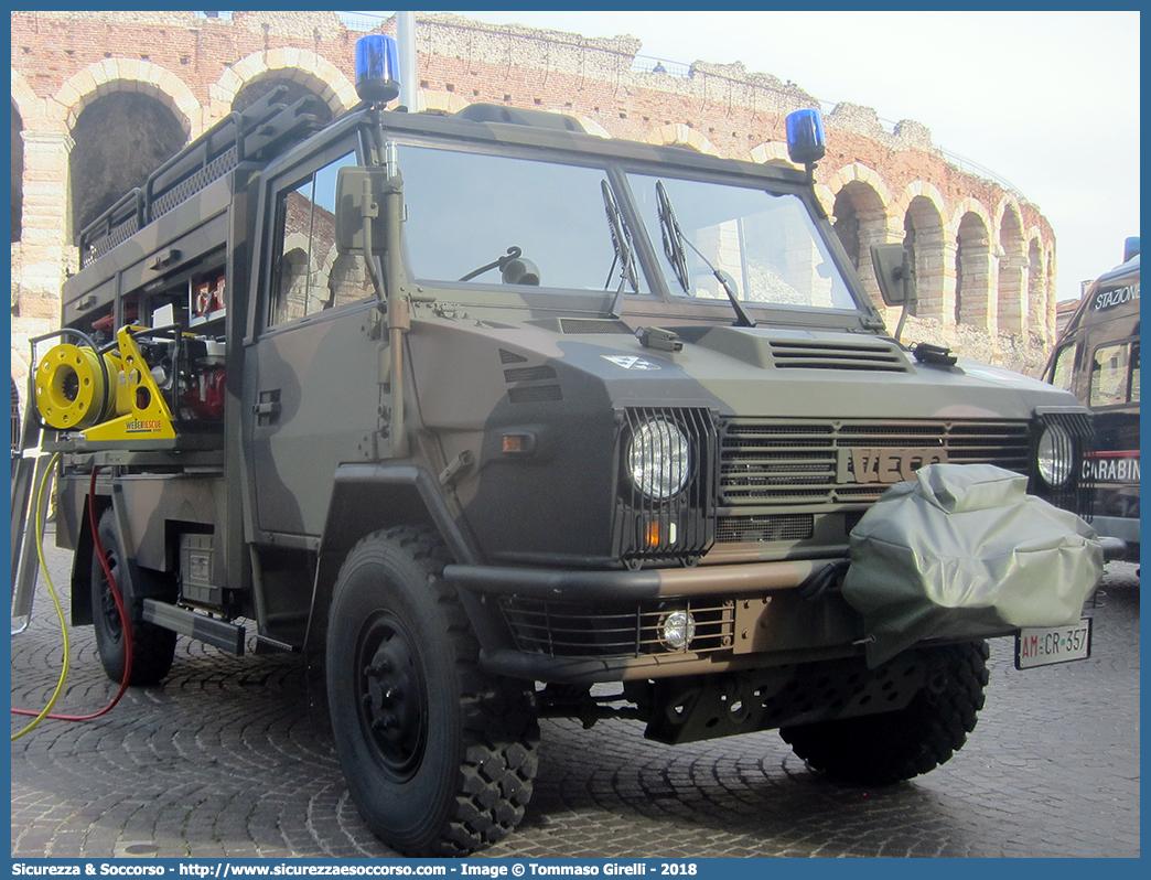 AM CR357
Aeronautica Militare Italiana
Servizio Antincendio
Iveco VM90
Parole chiave: AMI;A.M.I.;Aeronautica;Militare;Italiana;Servizio;Antincendio;Sicurezza;Volo;Iveco;VM90