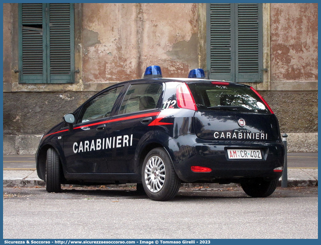 CC CR402
Arma dei Carabinieri
Reparto Carabinieri presso l'Aeronautica Militare
Fiat Punto IV serie
Parole chiave: AM;A.M.;CC;C.C.;Arma;Carabinieri;Aeronautica;Militare;Fiat;Punto