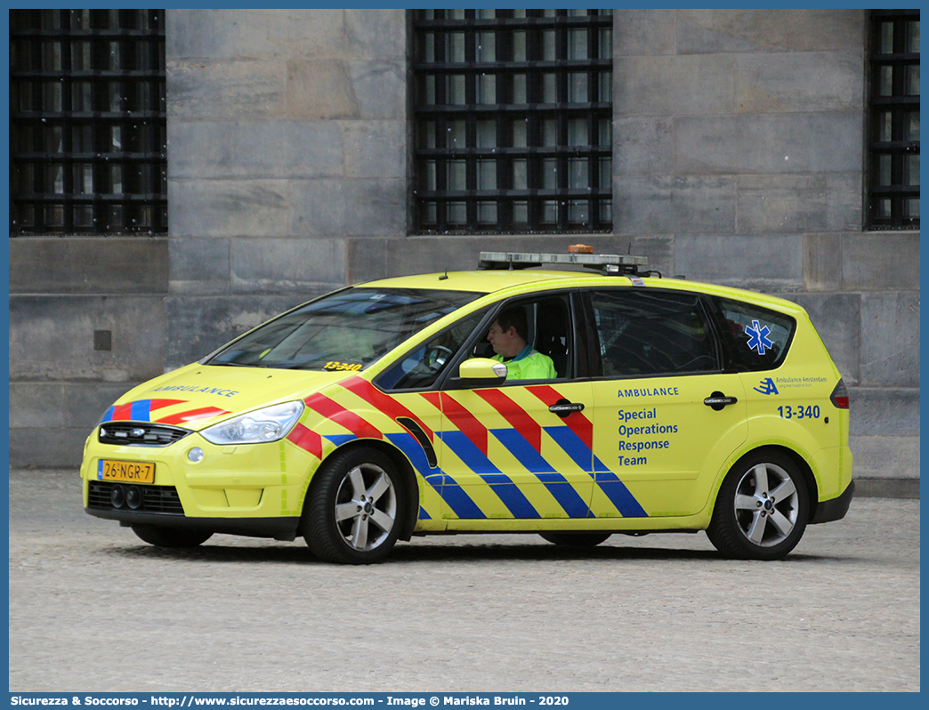 13-340
Koninkrijk der Nederlanden
Ambulance Amsterdam-Amstellen
Ford S-Max I generation
Parole chiave: Koninkrijk;der;Nederlanden;Ambulance;Amsterdam;Amstellen;Ford;S-Max