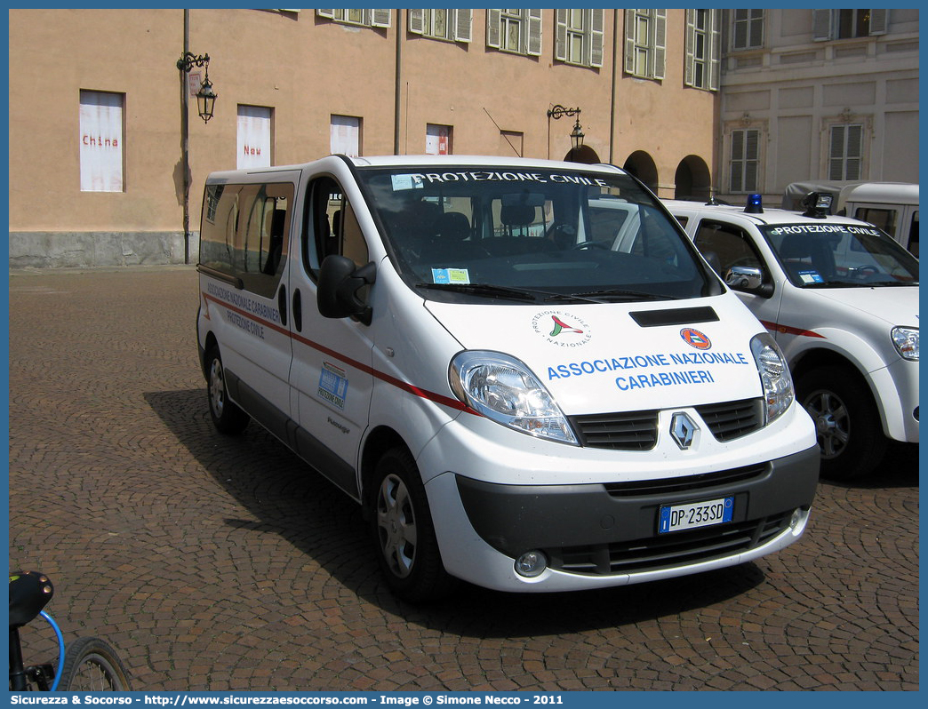 -
Associazione Nazionale Carabinieri
Ferrara
Renault Trafic III serie restyling
Parole chiave: ANC;A.N.C.;Associazione;Nazionale;Carabinieri;Ferrara