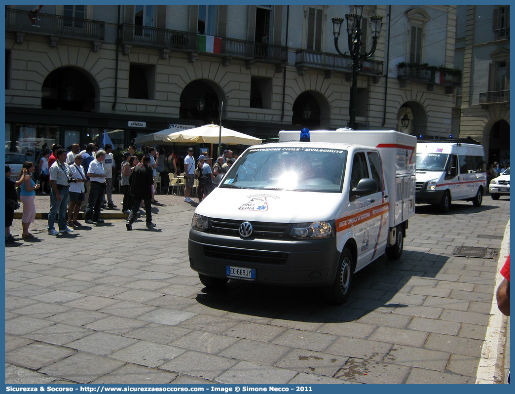 -
Associazione Nazionale Carabinieri
Volkswagen Transporter T5 restyling
Parole chiave: ANC;A.N.C.;Associazione;Nazionale;Carabinieri;Volkswagen;Transporter;T5