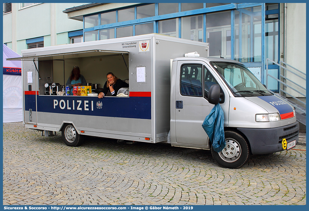 BP 1394
Republik Österreich
Polizei
Fiat Ducato II generation
Parole chiave: Republik;Österreich;Polizei;Fiat;Ducato