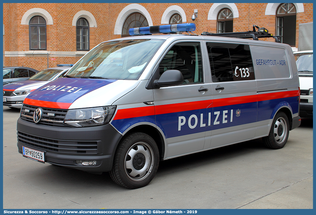 BP 90259
Republik Österreich
Polizei
Volkswagen Transporter T6
Parole chiave: Republik;Österreich;Polizei;Volkswagen;Transporter;T6