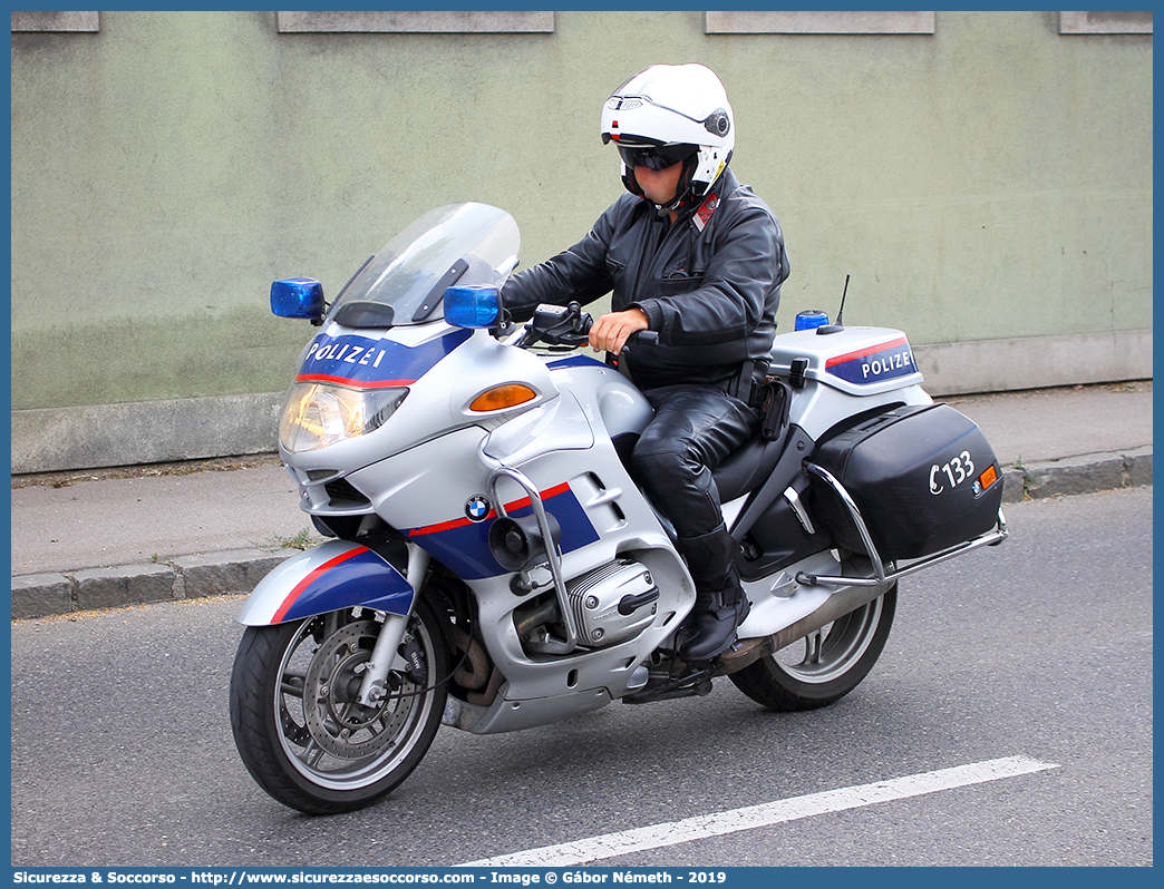 -
Republik Österreich
Polizei
BMW R 850RT II generation
Parole chiave: Republik;Österreich;Polizei;BMW;R 850RT