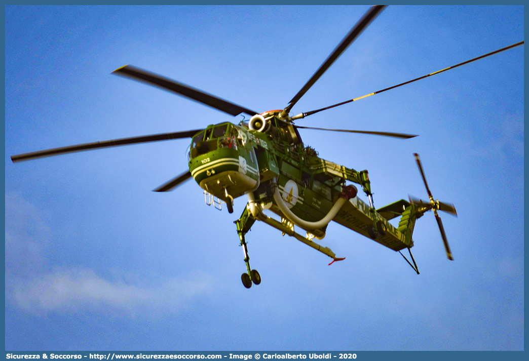 I-CFAI
Corpo Nazionale Vigili del Fuoco
Servizio Aereo
Erickson S64F Air Crane
"Toro Seduto"
Parole chiave: VVF;V.V.F;Corpo;Nazionale;Vigili;del;Fuoco;Servizio;Aereo;Nucleo;Elicotteri;Erickson;S64F;Air;Crane