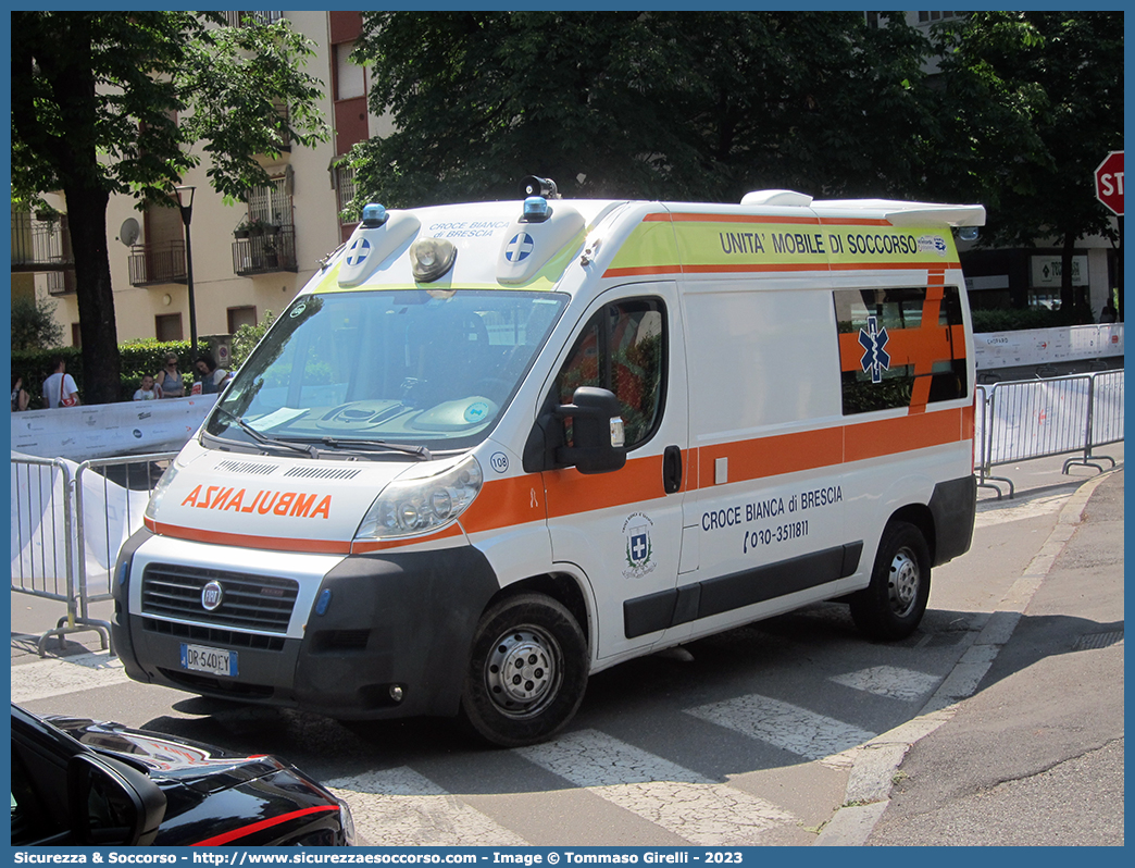 108
Croce Bianca di Brescia
Fiat Ducato III serie
Allestitore Orion S.r.l.
Parole chiave: Croce;Bianca;Brescia;Fiat;Ducato;Ambulanza;Autoambulanza;Orion