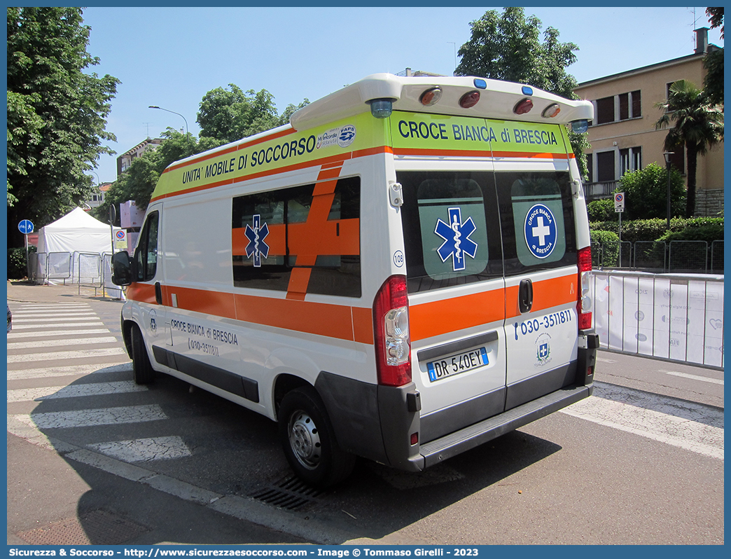 108
Croce Bianca di Brescia
Fiat Ducato III serie
Allestitore Orion S.r.l.
Parole chiave: Croce;Bianca;Brescia;Fiat;Ducato;Ambulanza;Autoambulanza;Orion