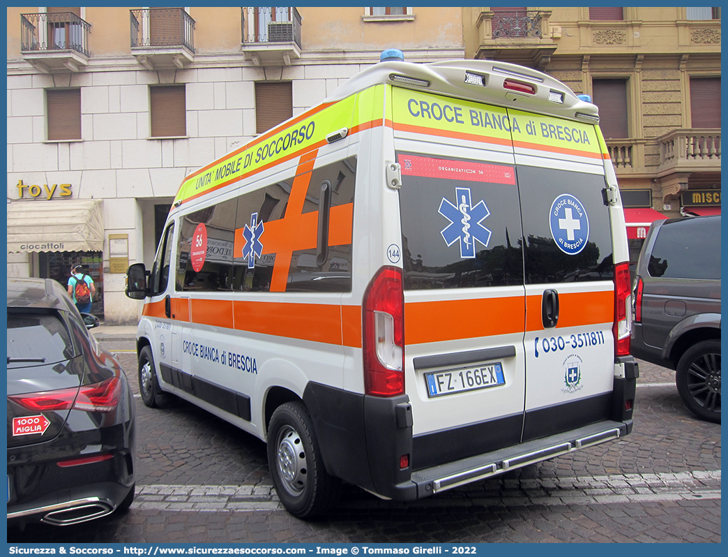 144
Croce Bianca di Brescia
Peugeot Boxer III serie restyling
Allestitore Bollanti S.r.l.
Parole chiave: Croce;Bianca;Brescia;Peugeot;Boxer;Ambulanza;Autoambulanza;Bollanti