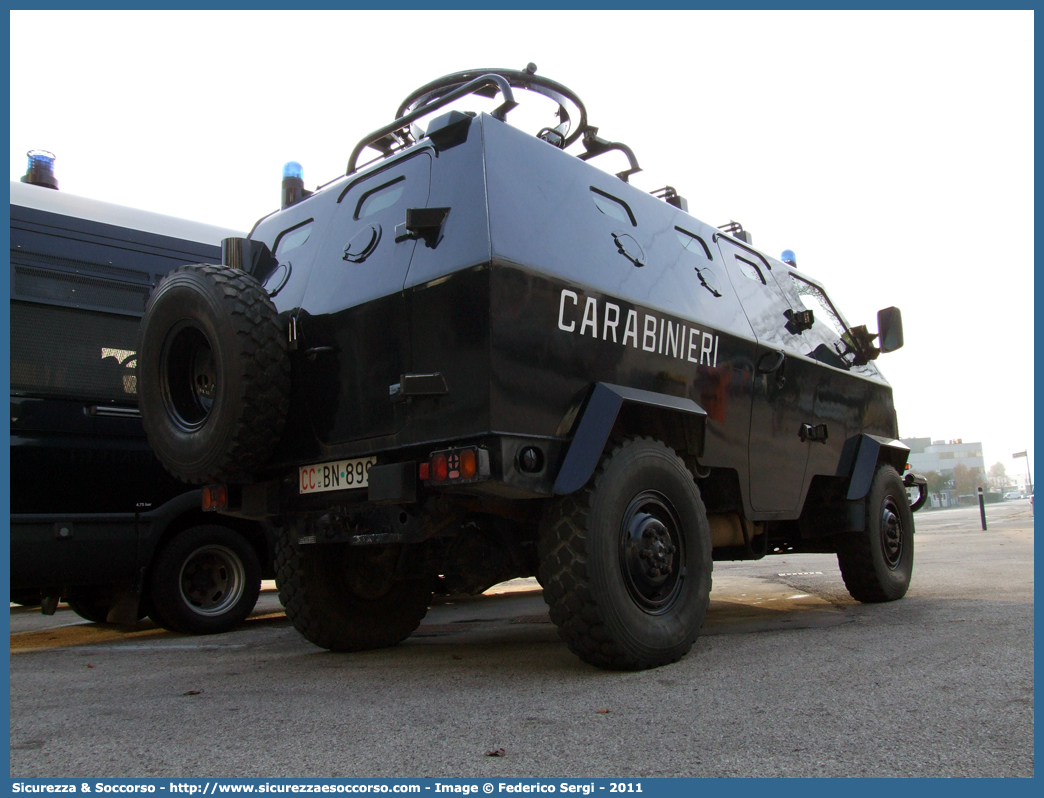 CC BN899
Arma dei Carabinieri
Battaglioni Mobili
Iveco VM90P
Parole chiave: CC;C.C.;Arma;dei;Carabinieri;Battaglione;Battaglioni;Mobile;Mobili;Iveco;VM90P