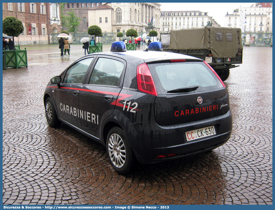 CC CK630
Arma dei Carabinieri
Fiat Grande Punto
Parole chiave: CC;C.C.;Arma;dei;Carabinieri;Fiat;Grande;Punto