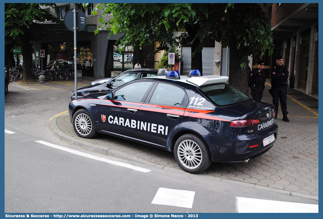 CC CQ970
Arma dei Carabinieri
Alfa Romeo 159
Parole chiave: CC;C.C.;Arma;dei;Carabinieri;Alfa;Romeo;159;Radiomobile