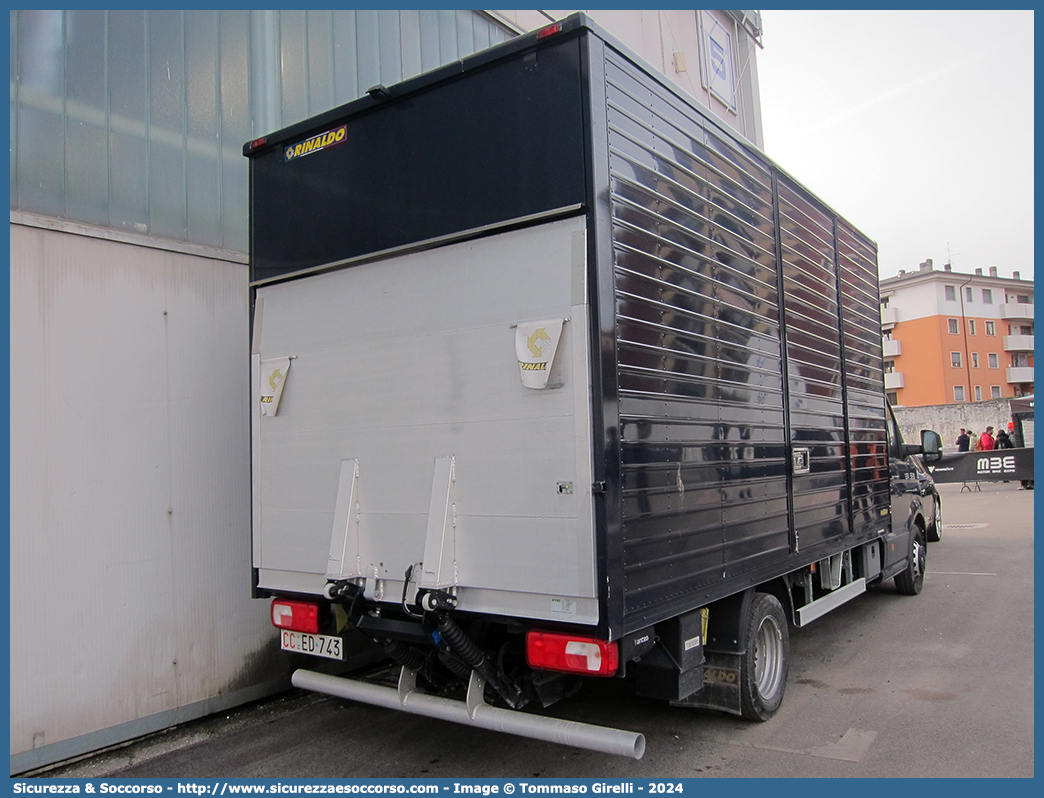 CC ED743
Arma dei Carabinieri
Volkswagen Crafter II serie
Allestitore Rinaldo S.r.l.
Parole chiave: CC;C.C.;Arma;dei;Carabinieri;Volkswagen;Crafter;Rinaldo