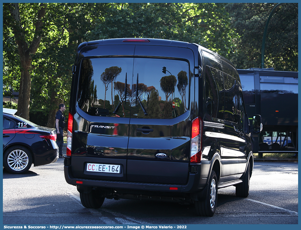 CC EE164
Arma dei Carabinieri
Ford Transit IV serie
Parole chiave: CC;C.C.;Arma;dei;Carabinieri;Bus;Minibus;Ford;Transit