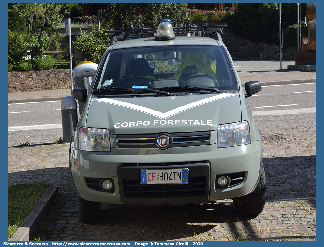 CF H04TN
Corpo Forestale
Provincia Autonoma di Trento
Fiat Nuova Panda 4x4 I serie restyling
Parole chiave: CF;C.F.;TN;Corpo;Forestale;TrentoFiat;Nuova Panda;4x4