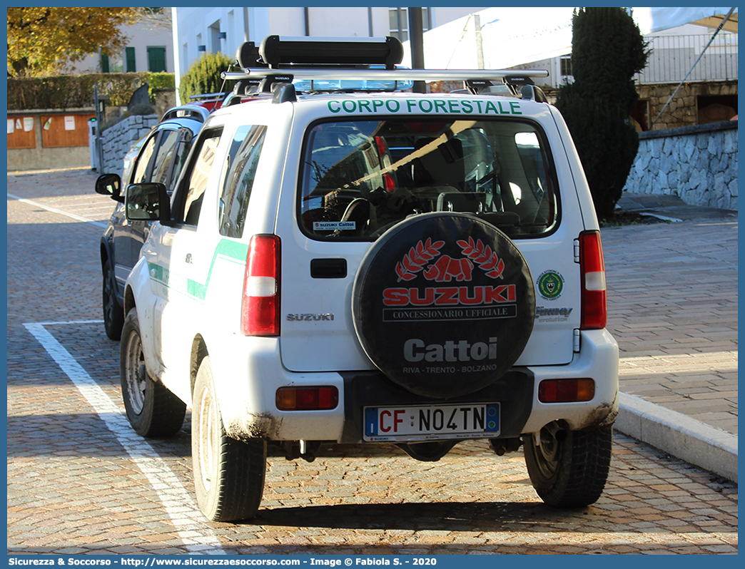 CF N04TN
Corpo Forestale
Provincia Autonoma di Trento
Suzuki Jimny
Parole chiave: CF;C.F.;TN;Corpo;Forestale;Trento;Suzuki;Jimny