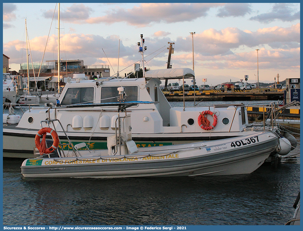 -
Corpo Forestale
e di Vigilanza Ambientale
Regione Sardegna
Novamarine RH 700
Parole chiave: Corpo;Forestale;Vigilanza;Ambientale;Sardegna;CFVA;C.F.V.A.;Novamarine;RH;700