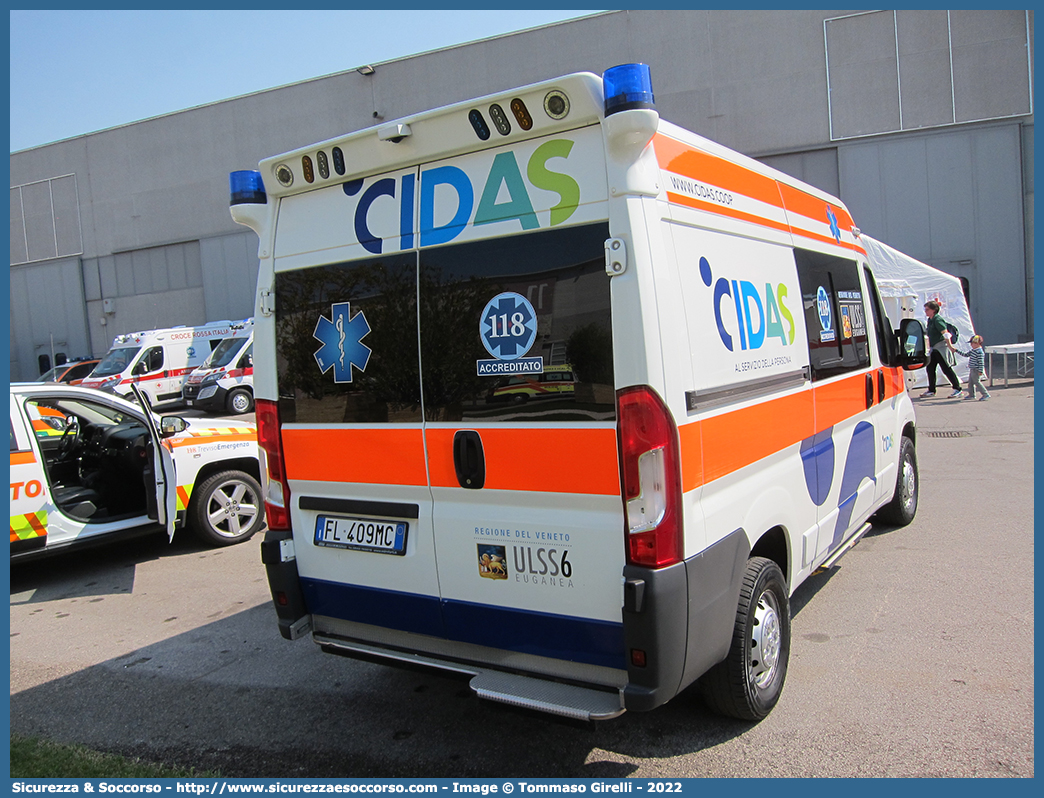 K07
CIDAS
Cooperativa Inserimento Disabili
Assistenza Solidarietà
Peugeot Boxer III serie restyling
Allestitore EDM S.r.l.
Parole chiave: CIDAS;Peugeot;Boxer;EDM;Ambulanza;Autoambulanza