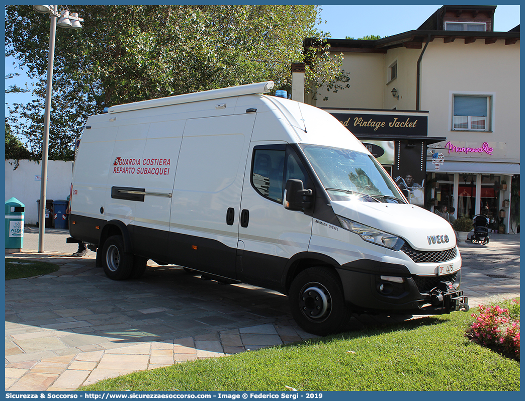 CP 4475
Corpo delle Capitanerie di Porto
Guardia Costiera
Reparti Subacquei
Iveco Daily 65-170 VI serie
Parole chiave: CP;C.P.;GC;G.C.;Guardia;Costiera;Capitaneria;Capitanerie;di;Porto;Reparto;Subacquei;Iveco;Daily;65-170;65;170