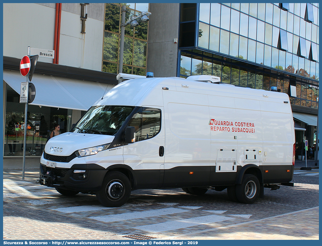 CP 4475
Corpo delle Capitanerie di Porto
Guardia Costiera
Reparti Subacquei
Iveco Daily 65-170 VI serie
Parole chiave: CP;C.P.;GC;G.C.;Guardia;Costiera;Capitaneria;Capitanerie;di;Porto;Reparto;Subacquei;Iveco;Daily;65-170;65;170