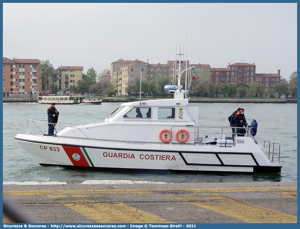 CP 833
Corpo delle Capitanerie di Porto
Guardia Costiera
Vedetta Costiera Classe 825
Parole chiave: CP;C.P.;GC;G.C.;Guardia;Costiera;Capitaneria;Capitanerie;Porto;Vedetta;Vedette;Costiere;Classe;825