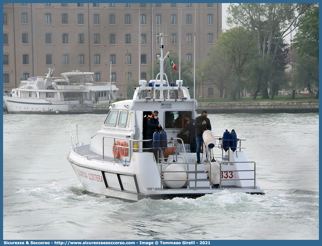 CP 833
Corpo delle Capitanerie di Porto
Guardia Costiera
Vedetta Costiera Classe 825
Parole chiave: CP;C.P.;GC;G.C.;Guardia;Costiera;Capitaneria;Capitanerie;Porto;Vedetta;Vedette;Costiere;Classe;825