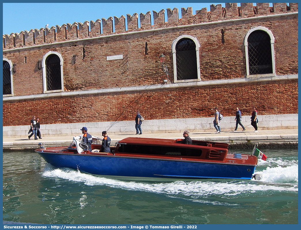 -
Corpo delle Capitanerie di Porto
Guardia Costiera
Imbarcazione Lagunare
Allestitore Cantieri Vizianello S.r.l.
Parole chiave: Guardia;Costiera;Capitaneria;Capitanerie;Imbarcazione;Lagunare;CP;C.P.;G.C.;GC;Vizianello